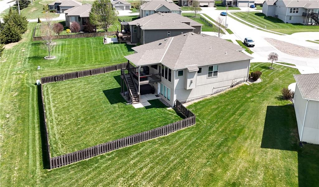 1214 Cothran Court Raymore, MO 64083 - Photo 8 of 49