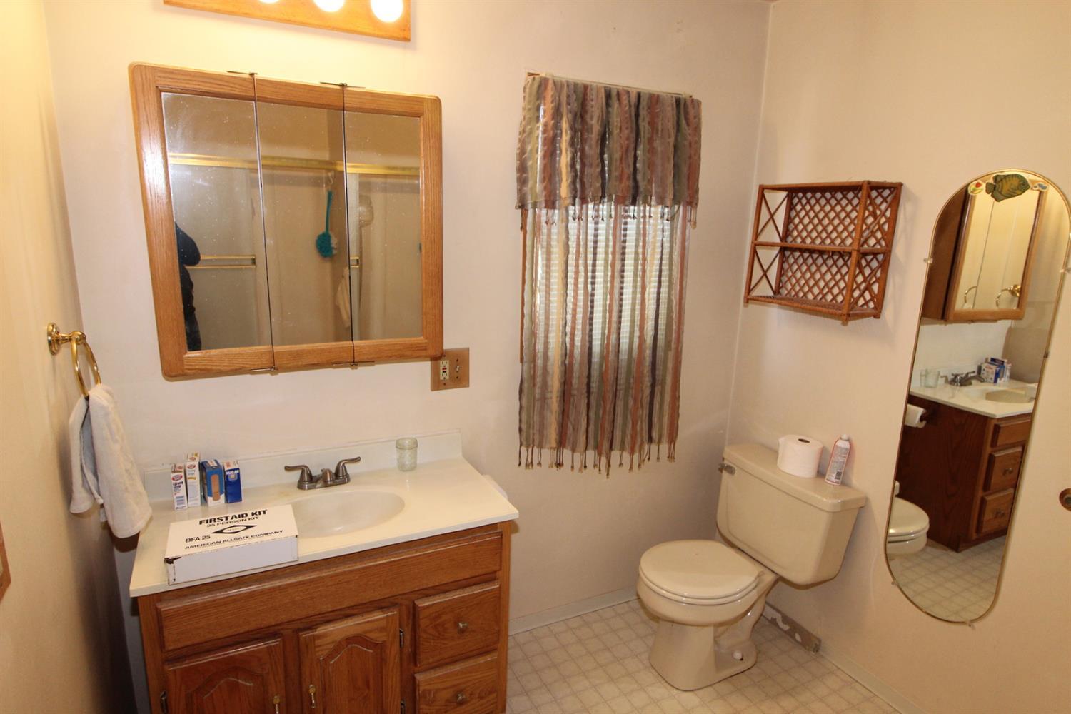 2030 Spring Street Medford, OR 97504 - Photo 17 of 25 Additional Photo
