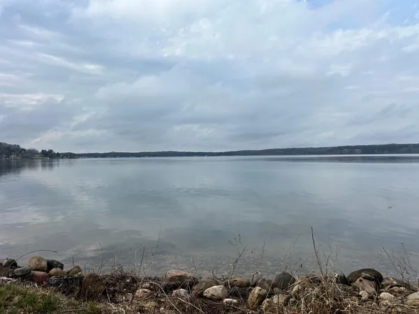 $190,000 | 2394 Lake Shore Drive, Motley, MN 56466