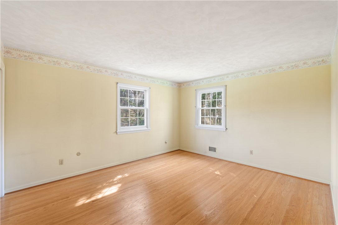2408 Rush Mendon Road Honeoye Falls, NY 14472 - Photo 24 of 38
