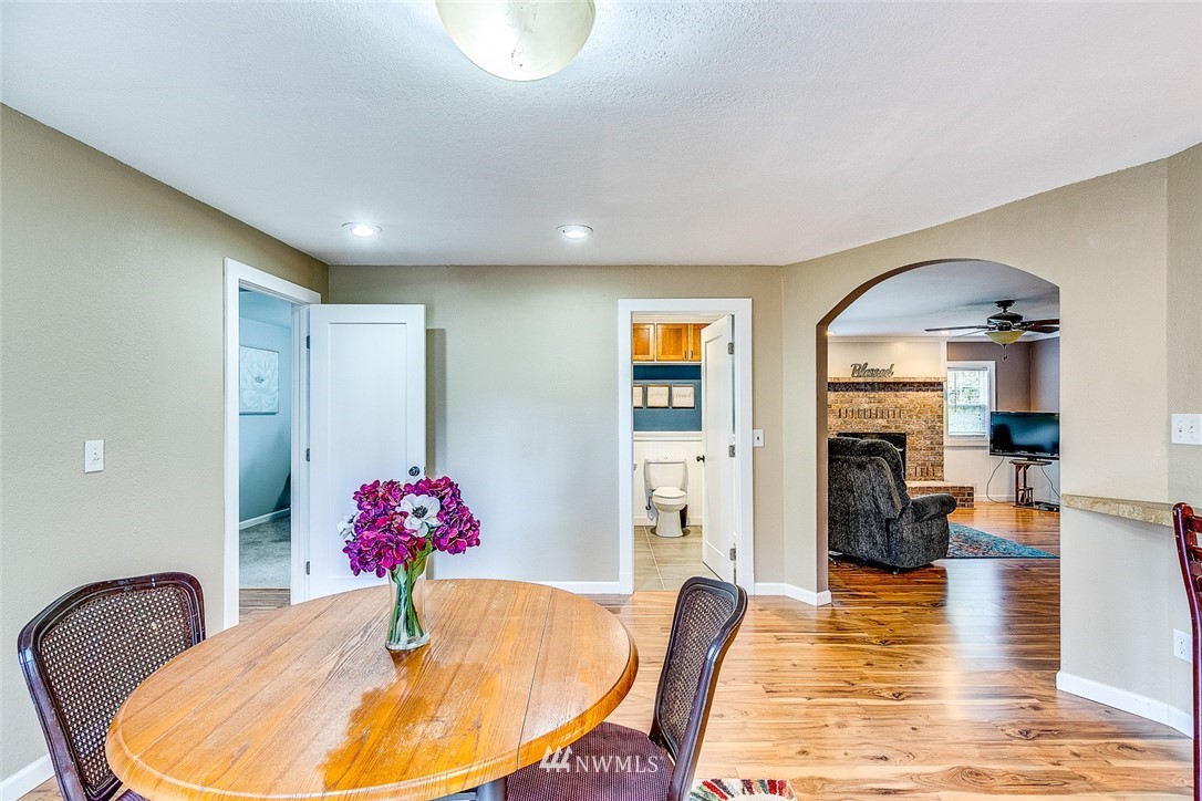 174 Northwest Riddell Road Bremerton, WA 98311 - Photo 11 of 25 Gallery Image 11