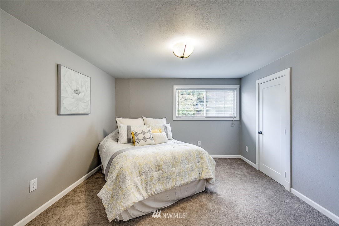 174 Northwest Riddell Road Bremerton, WA 98311 - Photo 13 of 25 Gallery Image 13