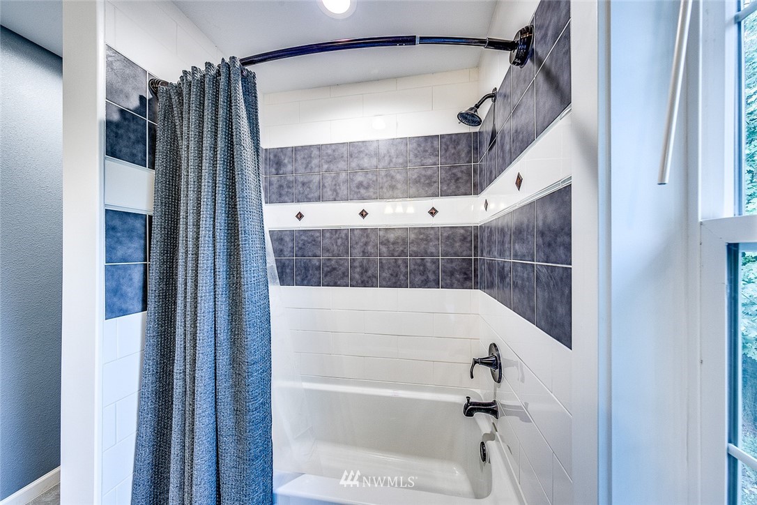174 Northwest Riddell Road Bremerton, WA 98311 - Photo 20 of 25 Gallery Image 20