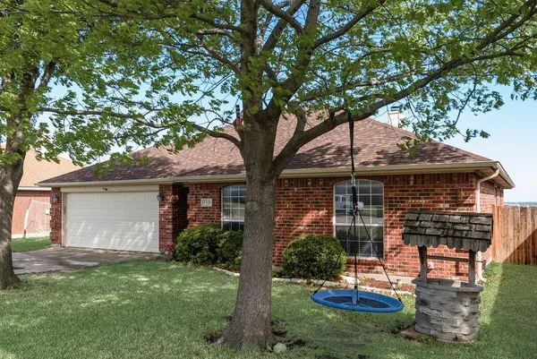 $299,999 | 9320 Rhea Court, White Settlement, TX 76108
