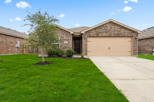 $1,690 | 25461 Black Spruce Drive, Cleveland, TX 77328