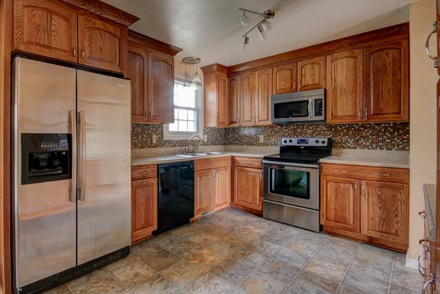 3434 Allen Road Clarksville, TN 37042 - Photo 3 of 17 Gallery Image 3