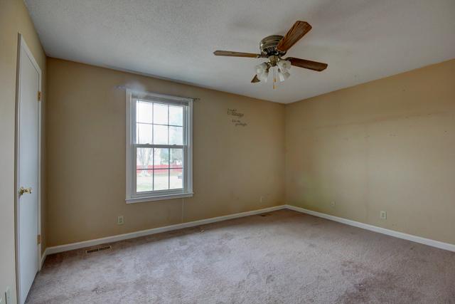 3434 Allen Road Clarksville, TN 37042 - Photo 10 of 17 Gallery Image 10