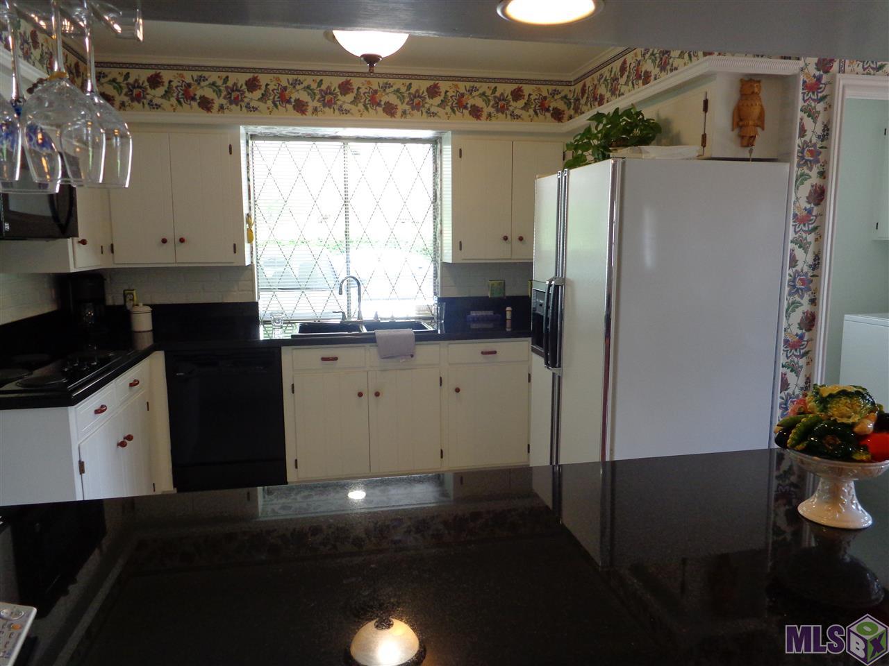 1823 Wimpole Street Baton Rouge, LA 70815 - Photo 3 of 15 Gallery Image 3