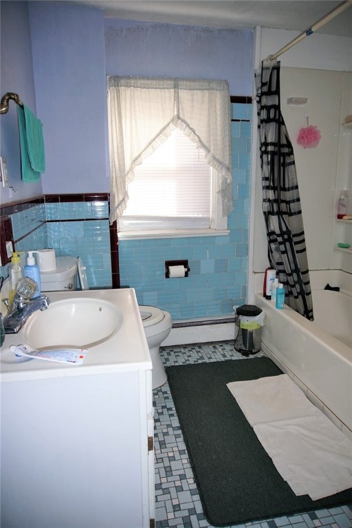 119 Division Street Pawtucket, RI 02860 - Photo 20 of 39 Gallery Image 20