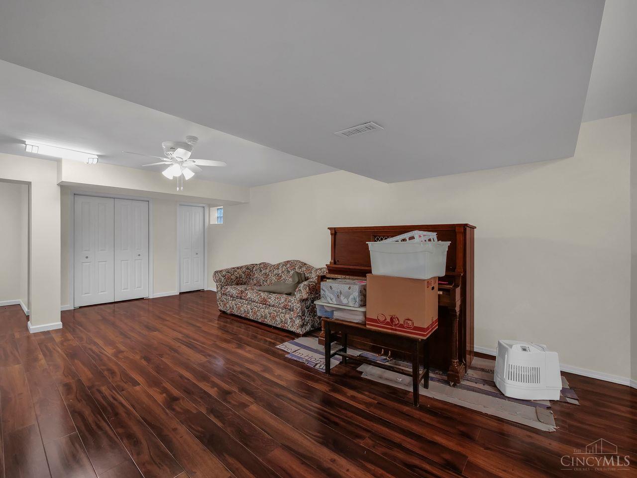 747 Hickory Road Lawrenceburg, IN 47025 - Photo 13 of 35