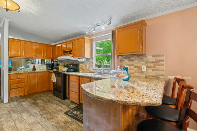 $204,900 | 480 Sanford Lane, Wharton, TX 77488