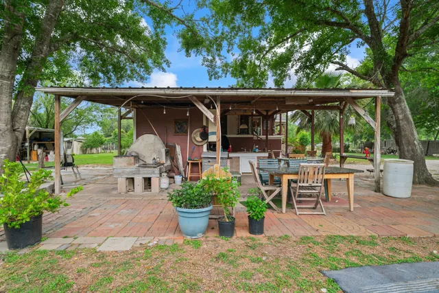 $204,900 | 480 Sanford Lane, Wharton, TX 77488