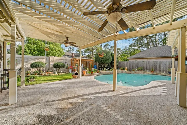$650,000 | 5415 Autumn Breeze Court, Spring, TX 77379