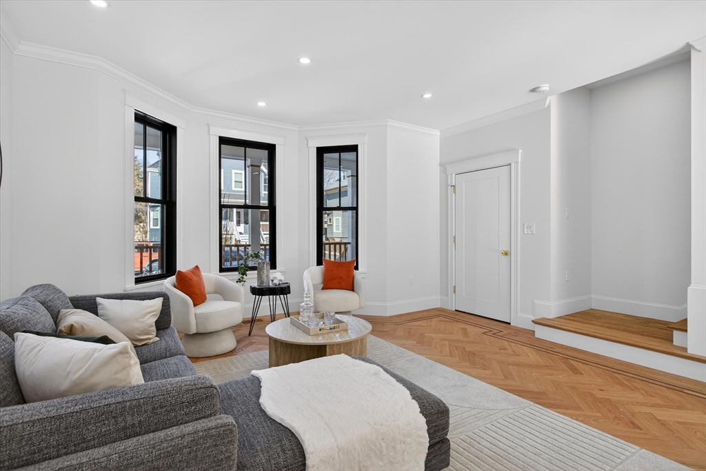 61 Lyndhurst Street, Unit 2 Boston, MA 02124 - Photo 14 of 38