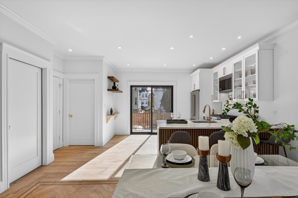 61 Lyndhurst Street, Unit 2 Boston, MA 02124 - Photo 18 of 38