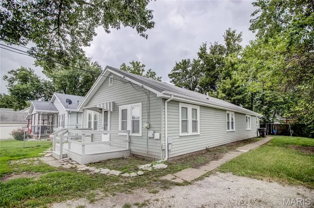 $169,000 | 100 Morean Street, Jerseyville, IL 62052