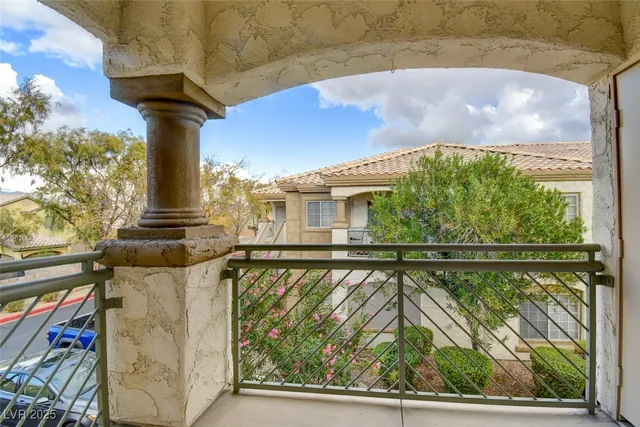 $265,000 | 6901 Squaw Mountain Drive, Unit 202, Las Vegas, NV 89130