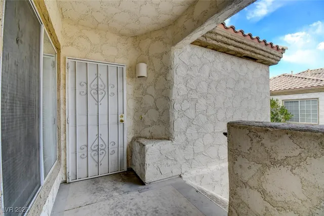 $265,000 | 6901 Squaw Mountain Drive, Unit 202, Las Vegas, NV 89130