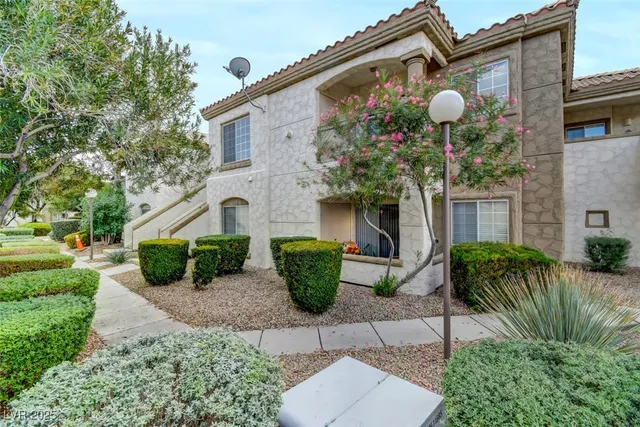$265,000 | 6901 Squaw Mountain Drive, Unit 202, Las Vegas, NV 89130