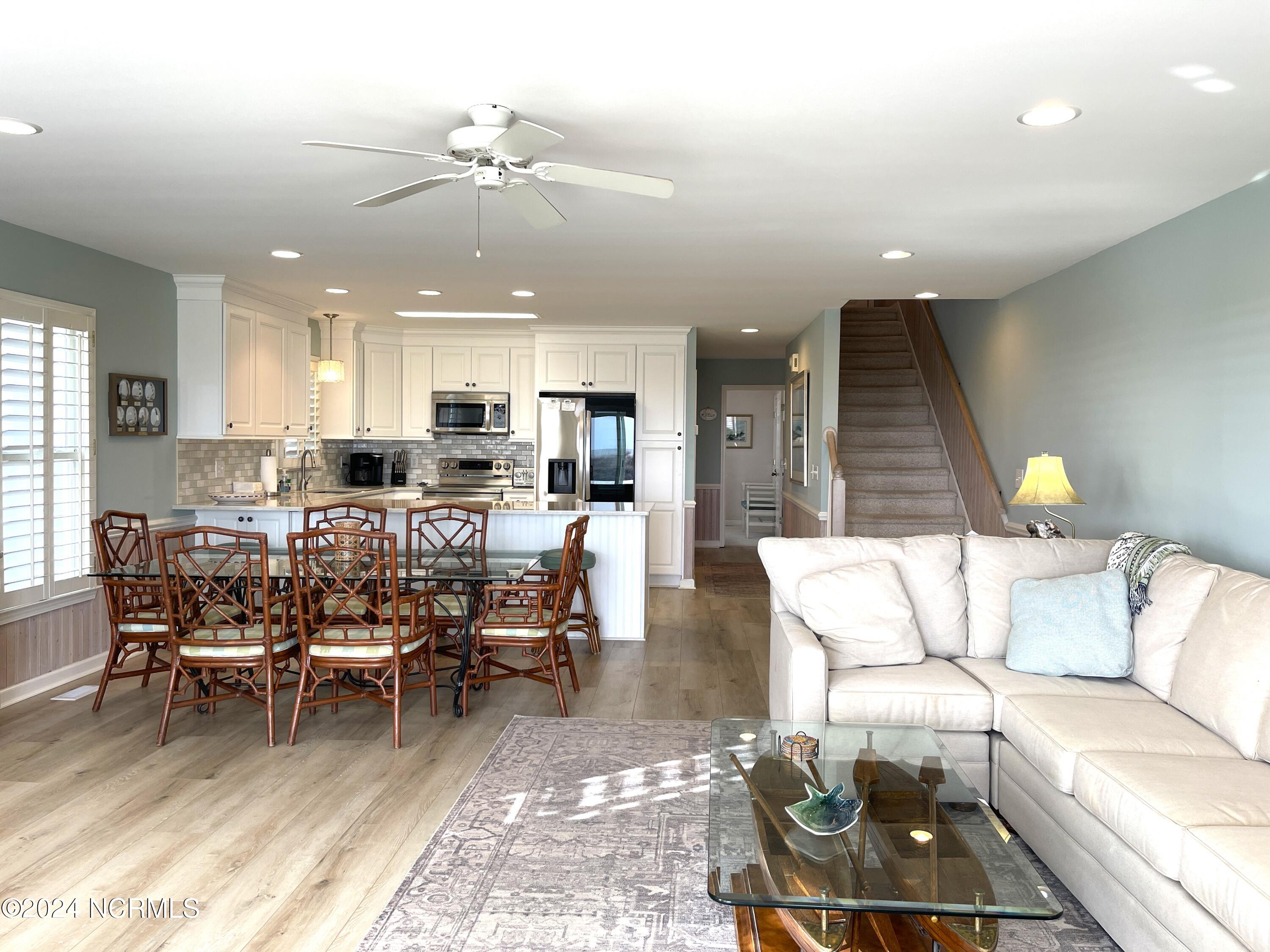1006 East Main Street, Unit B Sunset Beach, NC 28468 - Photo 11 of 39 1006 E Main #9