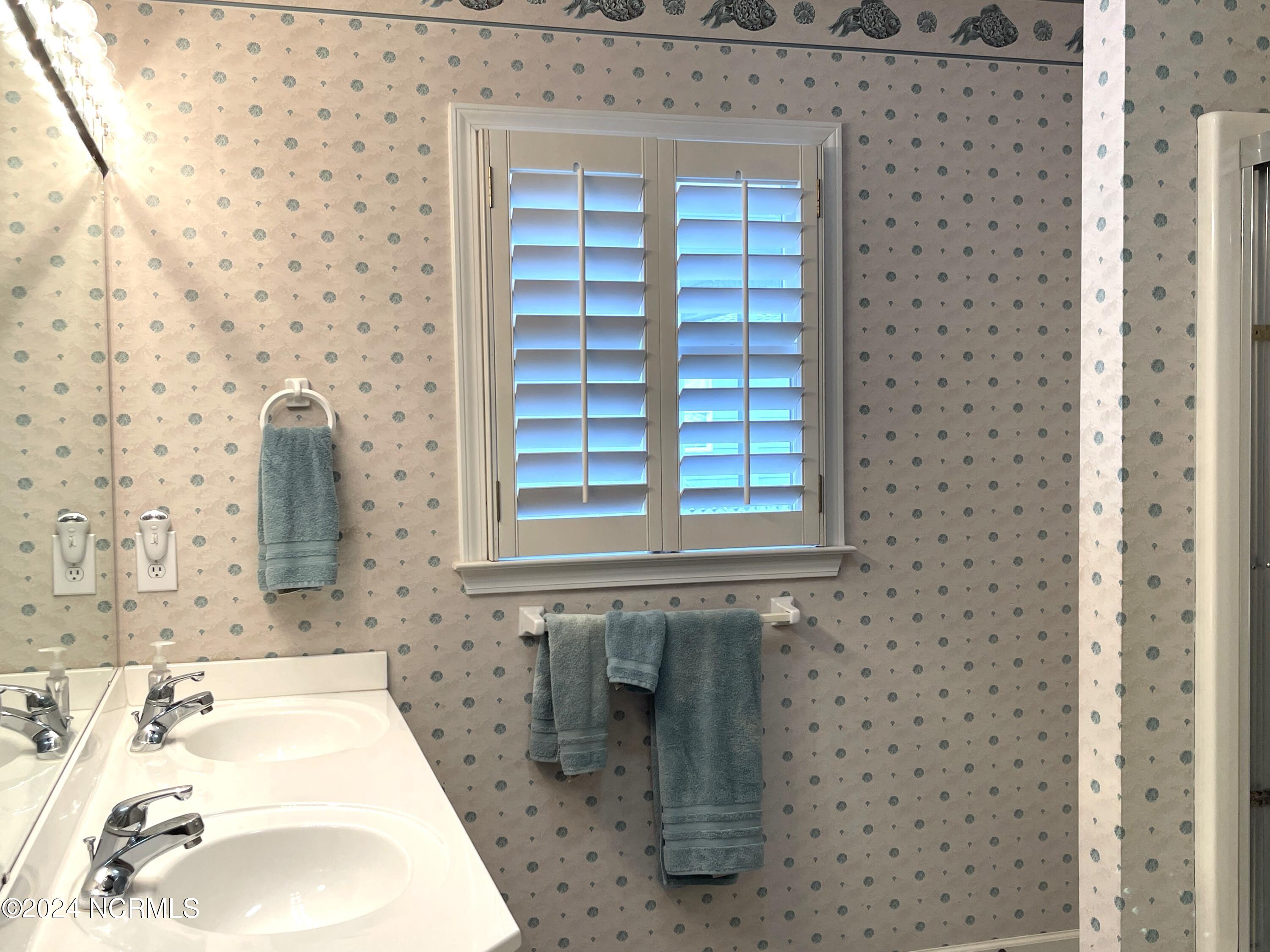 1006 East Main Street, Unit B Sunset Beach, NC 28468 - Photo 14 of 39 Guest Bath #1