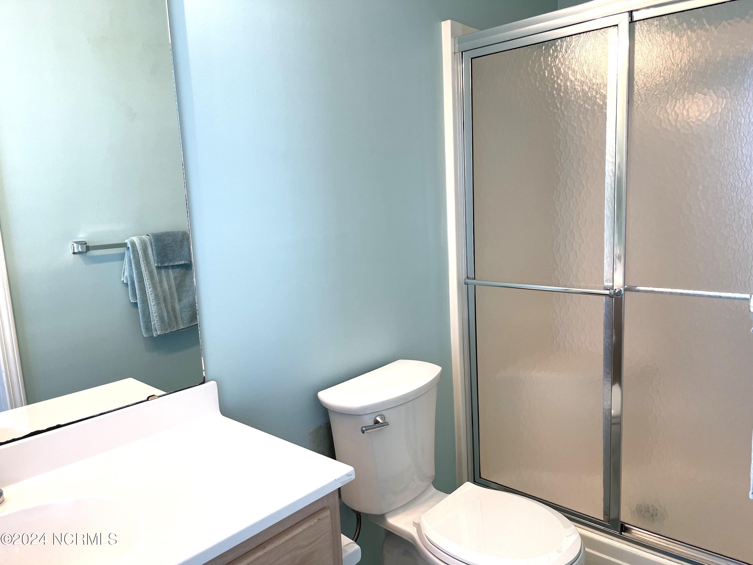 1006 East Main Street, Unit B Sunset Beach, NC 28468 - Photo 19 of 39 Guest Bath #2