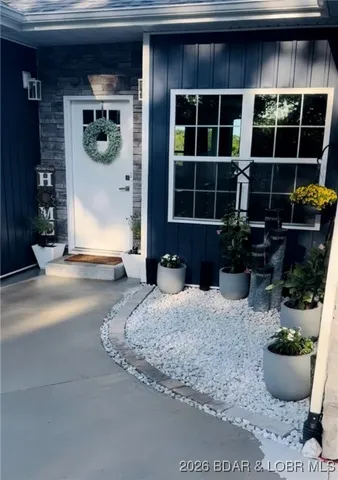 $585,000 | 190 Flynn Road, Lake Ozark, MO 65049