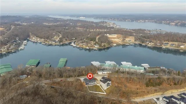 $585,000 | 190 Flynn Road, Lake Ozark, MO 65049