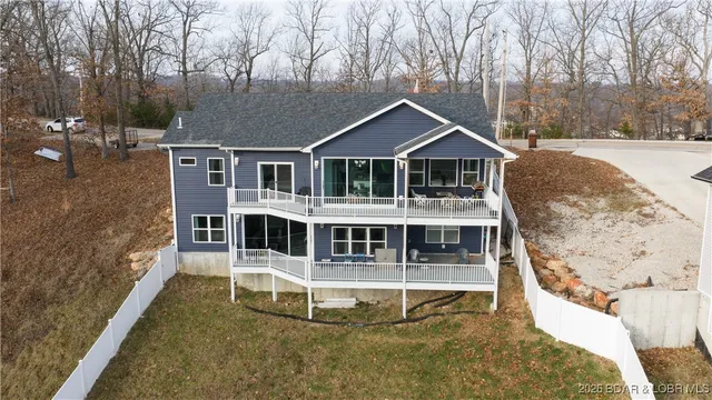 $585,000 | 190 Flynn Road, Lake Ozark, MO 65049