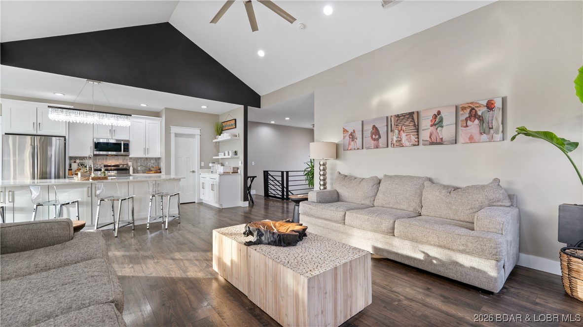 190 Flynn Road Lake Ozark, MO 65049 - Photo 9 of 52