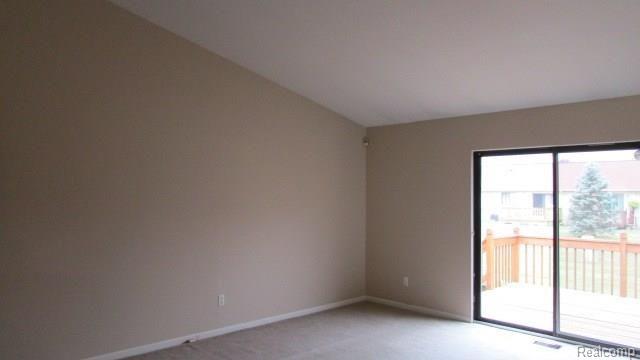 57627 Jewell Road Washington, MI 48094 - Photo 11 of 24 Living Room