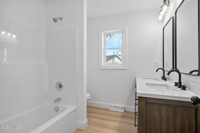 $419,900 | 1049 Laura Street, Rotterdam, NY 12306