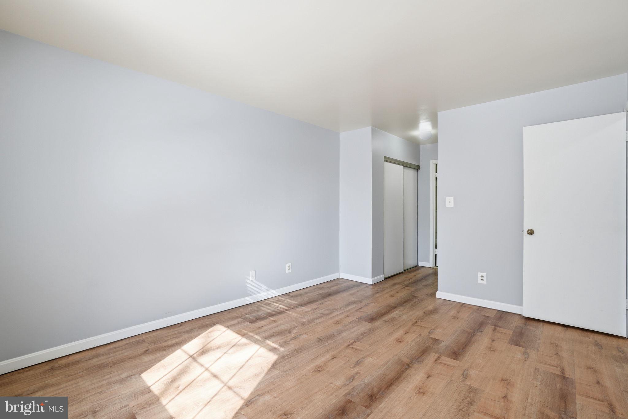 5902 Cove Landing Road, Unit 203 Burke, VA 22015 - Photo 4 of 25 a view of room