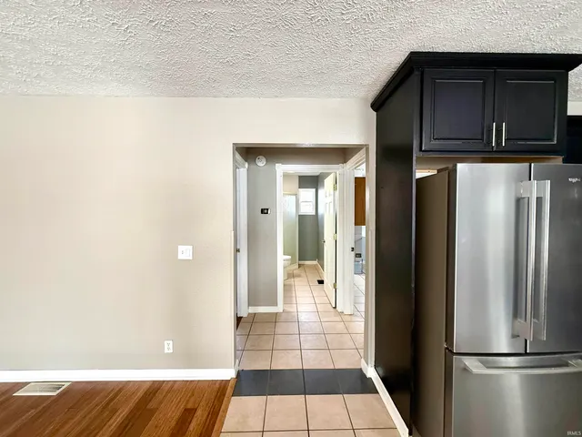 $235,000 | 200 North Mohee Drive, Hartford City, IN 47348