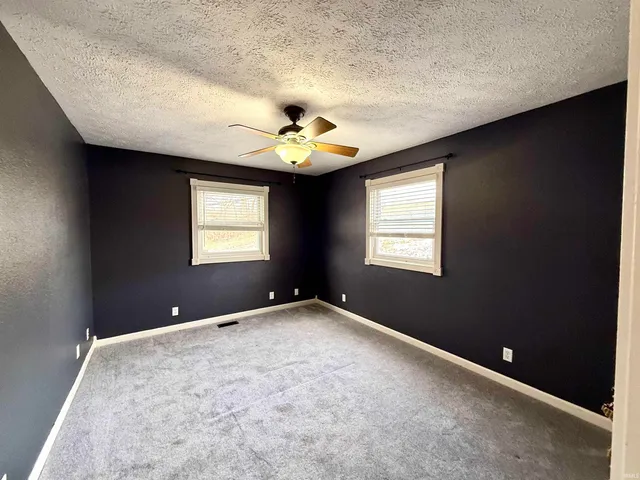 $235,000 | 200 North Mohee Drive, Hartford City, IN 47348