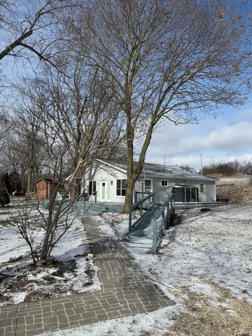 $235,000 | 200 North Mohee Drive, Hartford City, IN 47348
