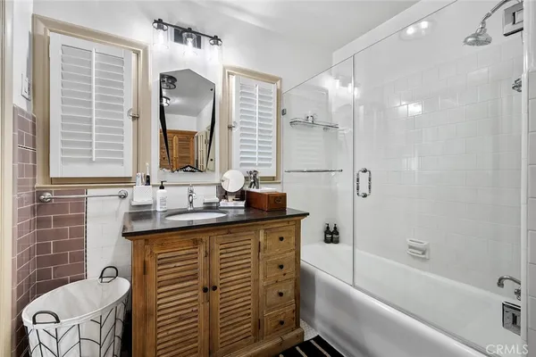 $2,350,000 | 2285 East Orange Grove Boulevard, Pasadena, CA 91104