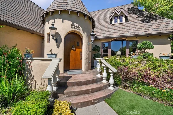 $2,350,000 | 2285 East Orange Grove Boulevard, Pasadena, CA 91104