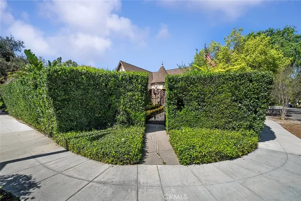 $2,350,000 | 2285 East Orange Grove Boulevard, Pasadena, CA 91104