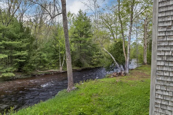 $399,000 | 86 Bearcamp Highway, Tamworth, NH 03886