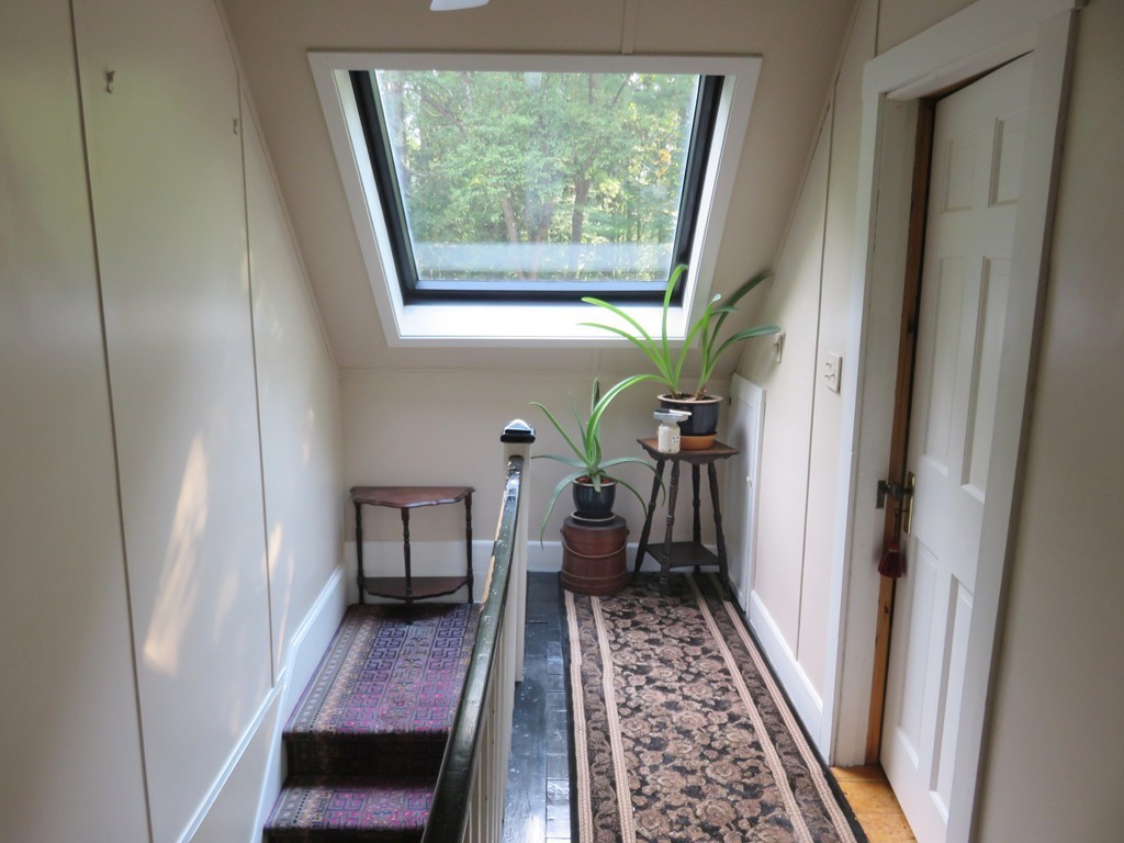 258 Dunstable Road Tyngsboro, MA 01879 - Photo 10 of 14