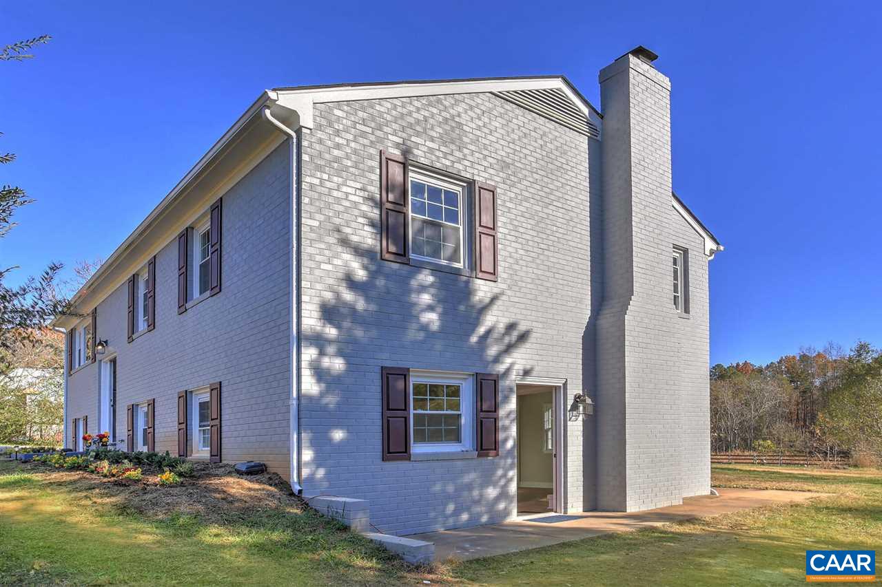 1161 Woodlands Road Charlottesville, VA 22901 - Photo 5 of 27 Gallery Image 5