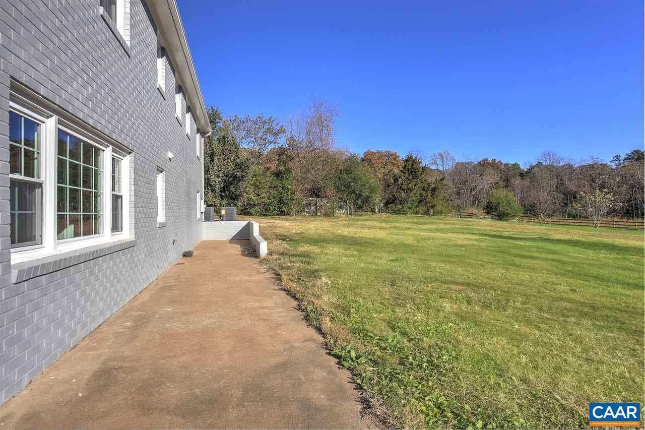 1161 Woodlands Road Charlottesville, VA 22901 - Photo 8 of 27 Gallery Image 8