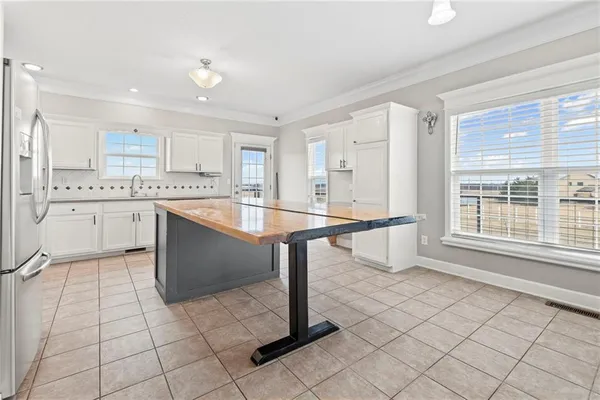 $635,000 | 2090 North 900 Road, Eudora, KS 66025