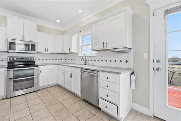 $635,000 | 2090 North 900 Road, Eudora, KS 66025