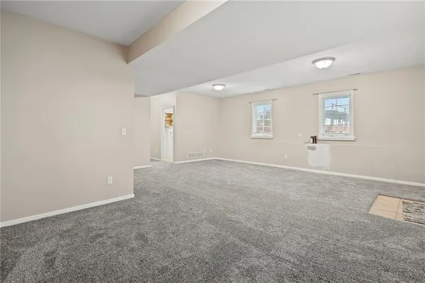 $635,000 | 2090 North 900 Road, Eudora, KS 66025