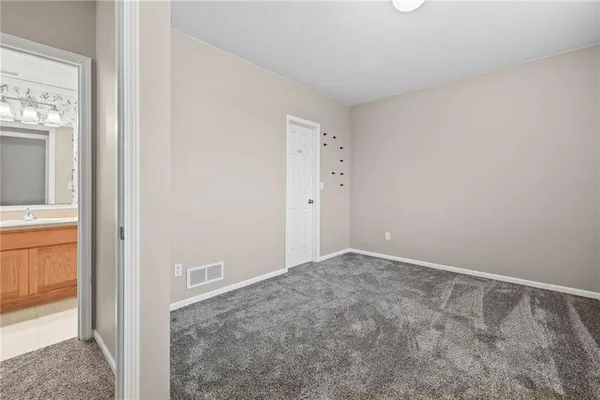 $635,000 | 2090 North 900 Road, Eudora, KS 66025