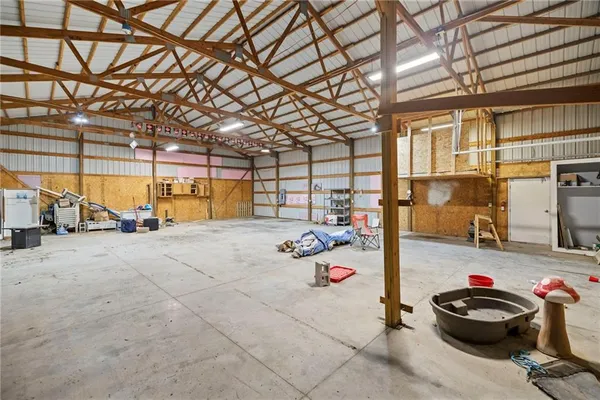 $635,000 | 2090 North 900 Road, Eudora, KS 66025