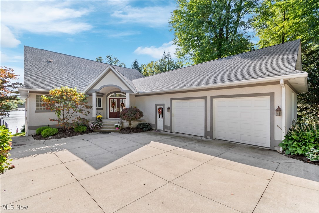 4375 Point Comfort Drive Akron, OH 44319 - Photo 4 of 50