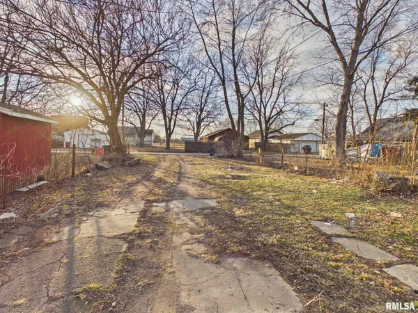 $59,900 | 409 North Madison Street, Lincoln, IL 62656